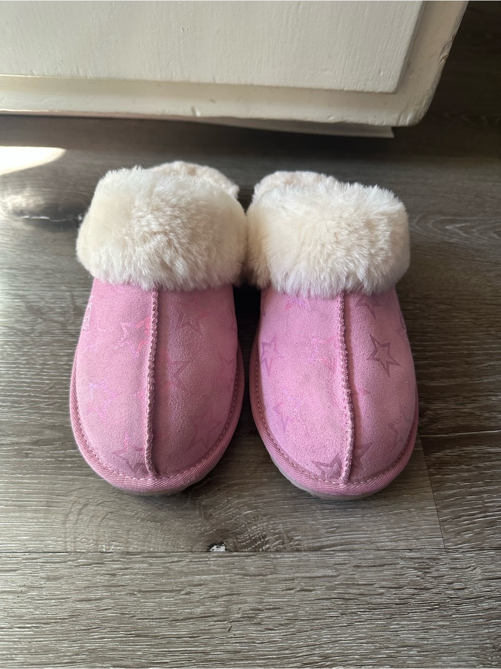 UGG Kids Pink Star Shearling Clog Slippers